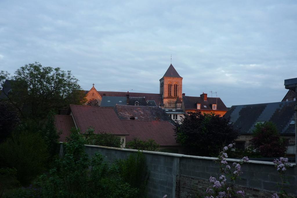 Au Fond Du Jardin Maison D'Hotes Saint-Saëns Cameră foto