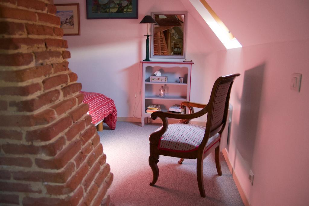 Au Fond Du Jardin Maison D'Hotes Saint-Saëns Cameră foto