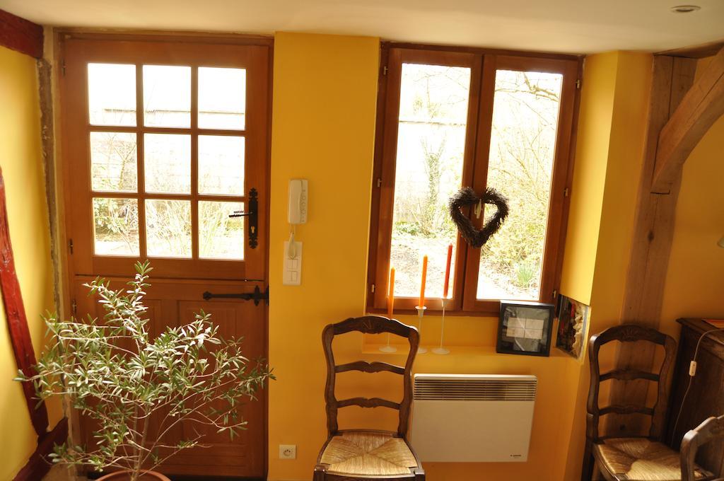 Au Fond Du Jardin Maison D'Hotes Saint-Saëns Cameră foto